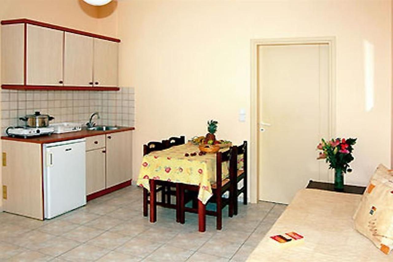 Danaos Beach Apartments Sfáka Exteriér fotografie